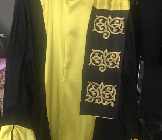 Akademisyen Cübbeleri thumb