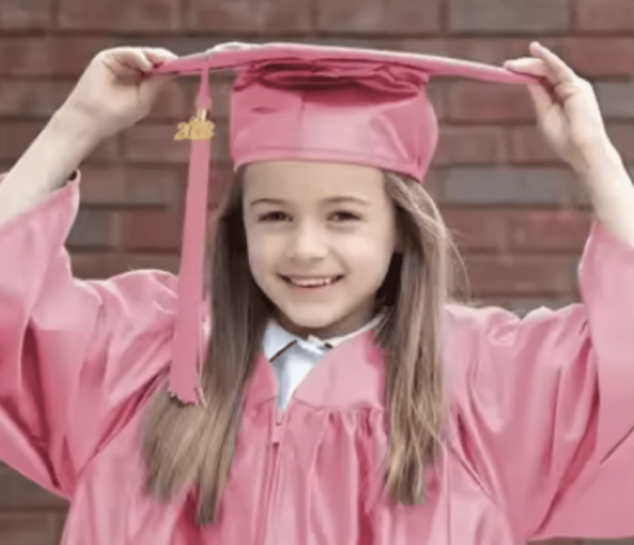 Anaokulu Mezuniyet Cübbeleri thumb