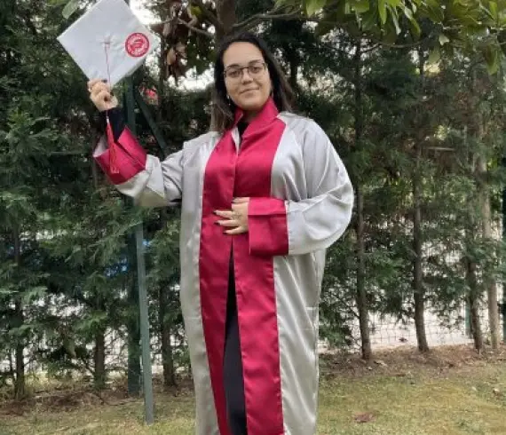 Üniversite Mezuniyet Cübbeleri thumb